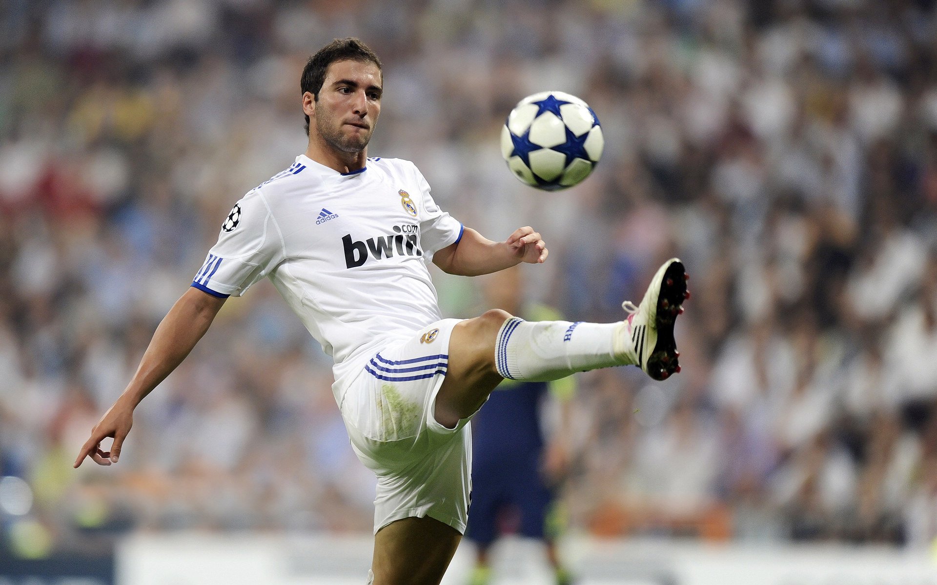 北欧风暴席卷南美,布鲁诺一己之力,丹麦斩落哥伦比亚