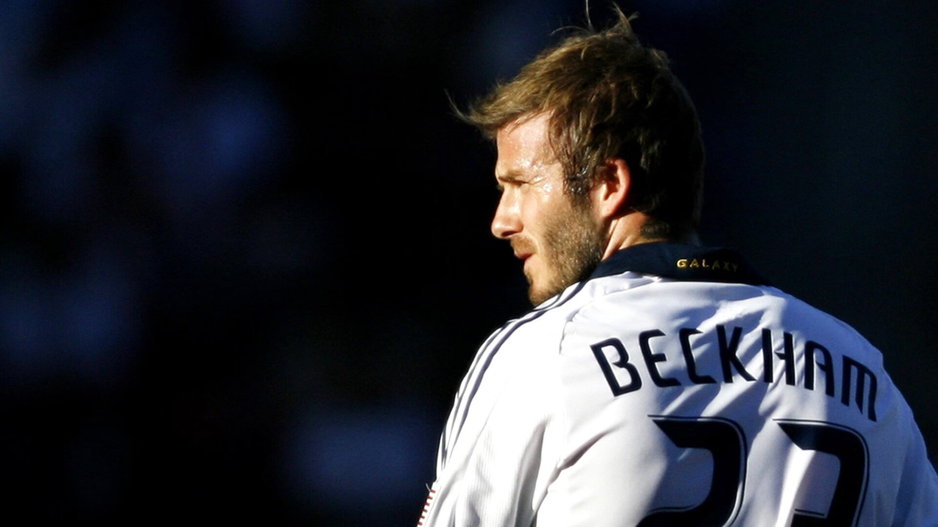 世界排名争夺战之夜，字母哥如何主宰比赛走向