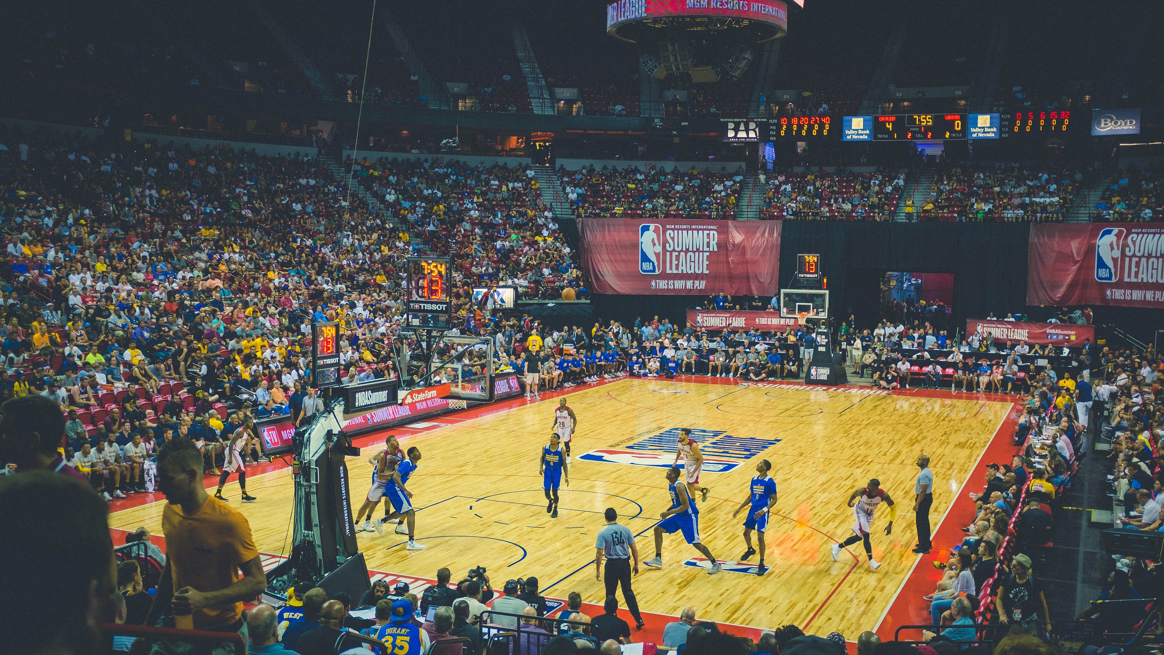 法网绝杀戴维斯杯，鲁德点燃赛场，北欧神话再续网坛传奇