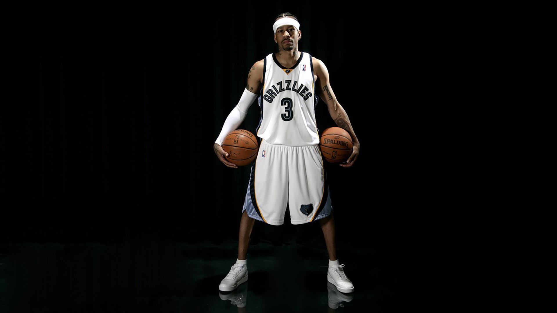 开云APP-国王轻取江苏队，利拉德统治全场，一场跨越时空的篮球对话