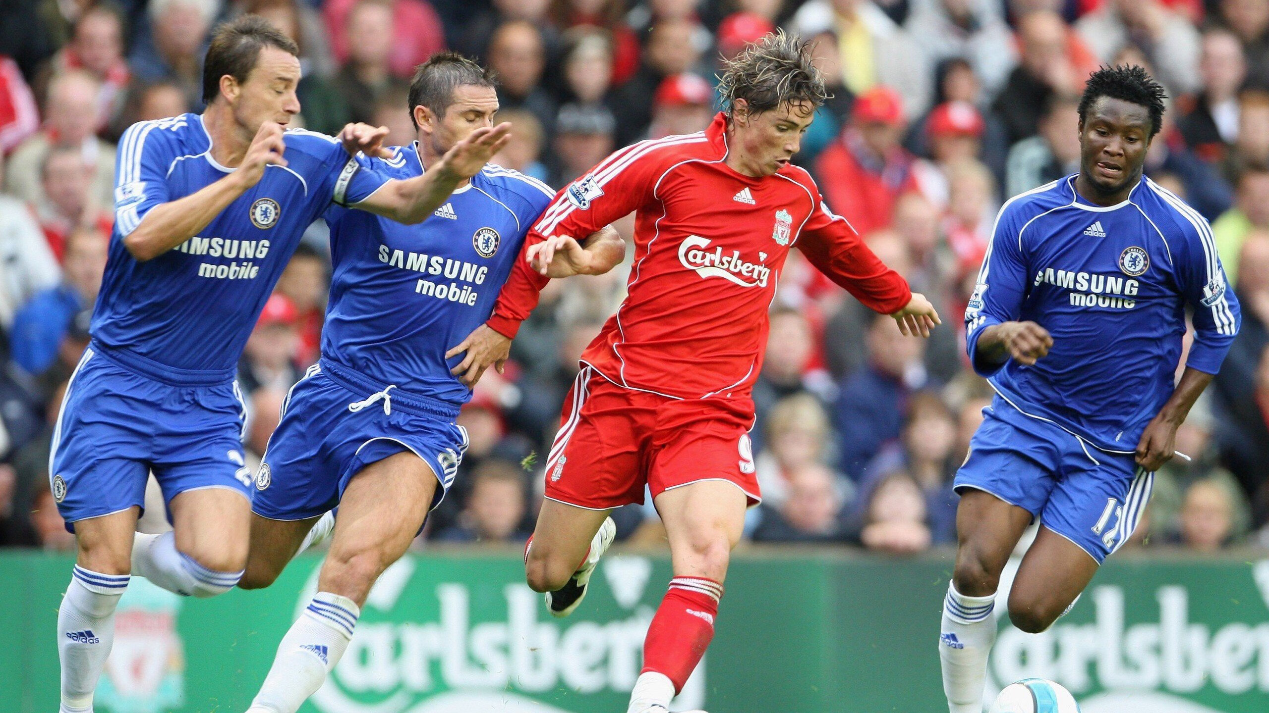 双重赛场，英格兰队险胜瑞典队，马龙点燃乒乓球之夜